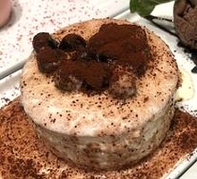 Snowflake Cheese Quad Pizza