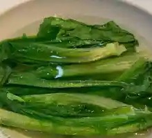 Big Bone Soup with Side Dishes