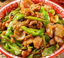 Stir-fried Pork with Yugan Chili