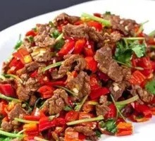 Stir-Fried Beef with Yellow Onion