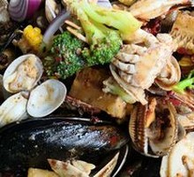 Spicy Stir-Fried Seafood