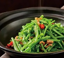 Braised Tofu Noodles in Clay Pot