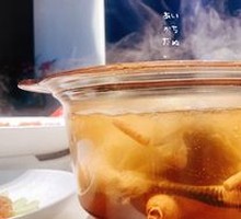 Mountain Ginseng炖 Chicken Soup