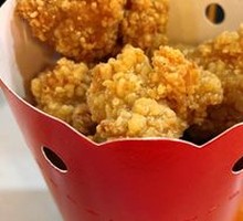 Crispy Pork Knuckle (Palm-sized Pork)