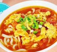 Tomato and Egg Fried Noodles