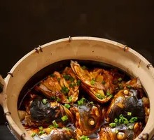 Baked Fish Mouth in Clay Pot