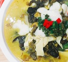 Old Jar Sichuan-Style Fish in Sour Vegetable Sauce