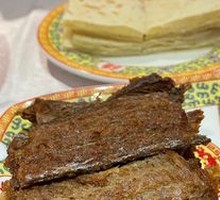 Crispy pancakes with hairtail fish