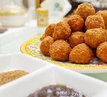 Crispy Fried Meatballs
