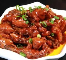 Pressure-Cooked Chicken Feet