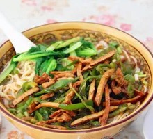Bell Pepper and Pork Noodles