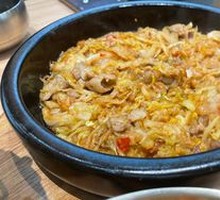 Braised Pork Belly with Sour Cabbage