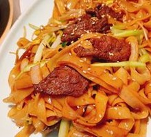 Dry-Fried Beef Rice Noodles
