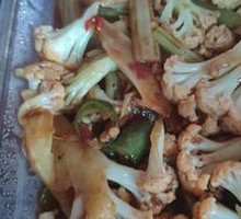 Spicy Cauliflower in Hot Pot