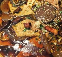 Spicy Blood Duck Hot Pot