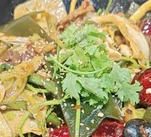 Medium Spicy Hot Pot