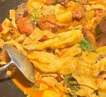 Stewed Chicken in Iron Pot