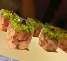 Jiangnan Emerald Crystal Pig Trotter