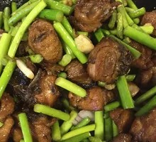 Spicy Chicken in Dry Pot