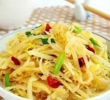 Sour Cabbage Stir-Fried Potato Strips