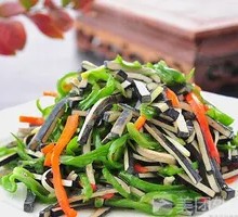 Stir-Fried Green Pepper with Fermented Tofu