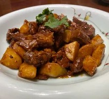 Beef Stewed with Potatoes