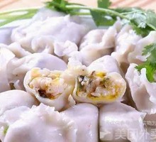 Sauced Pork and Mushroom Dumplings