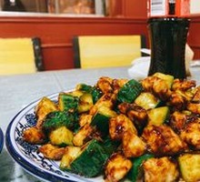 Stir-Fried Chicken with Sauce