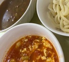 Spinning Bowl Noodles