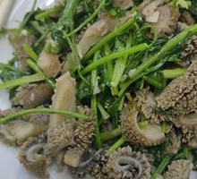 Stir-fried Scallion with Fish Balls