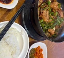 Stir-fried Pork with Long Green Chili Rice