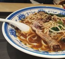 Chicken Leg Noodles with Mushrooms