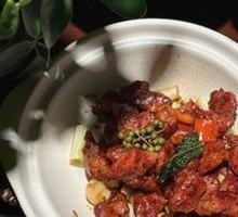 Stewed Beef Cubes with Green Onion and Black Pepper