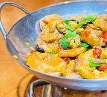 Spicy Pot with Fried Tofu Puffs