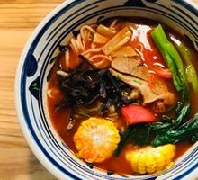 Tomato Beef Rib Noodles