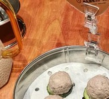 Beef tendon meatballs