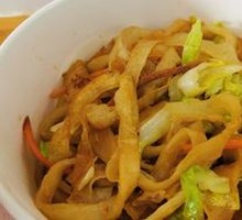 Crispy Vegetarian Stir-Fried Noodles