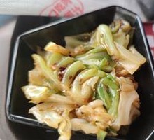 Crispy Pepper-Maize Balls with Bok Choy
