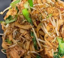Hunan Stir-Fried Rice Noodles