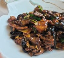 Stir-Fried Three Delicacies