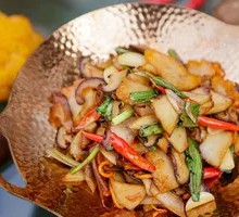 Stir-Fried Mixed Mushrooms