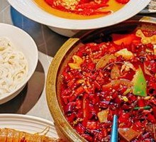 Spicy Dan Dan Noodles with Blood Sausage