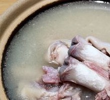 Fish-Flavored Pig Trotter