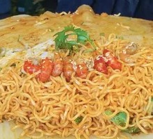 Signature Crawfish Spicy Chicken Noodles