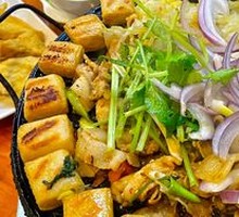 Grilled Pork Belly with Pickled Cabbage