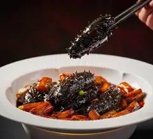 Donkey-hide gelatin with scallion-braised sea cucumber