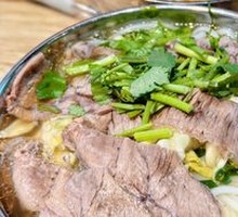 Clear Soup Beef Noodles