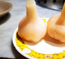 Sweet Pickled Garlic