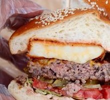 Juicy Cheese Beef Burger