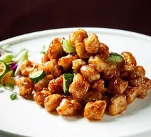 Sauce-Braised Pork Cubes